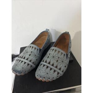 Spring Step Womens Fusaro Loafer Size 37 6.5 Blue Leather Cutouts Flexible Shoe